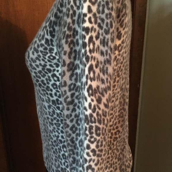 Talbots Cashmere Leopard Audrey Sweater - Picture 4 of 10